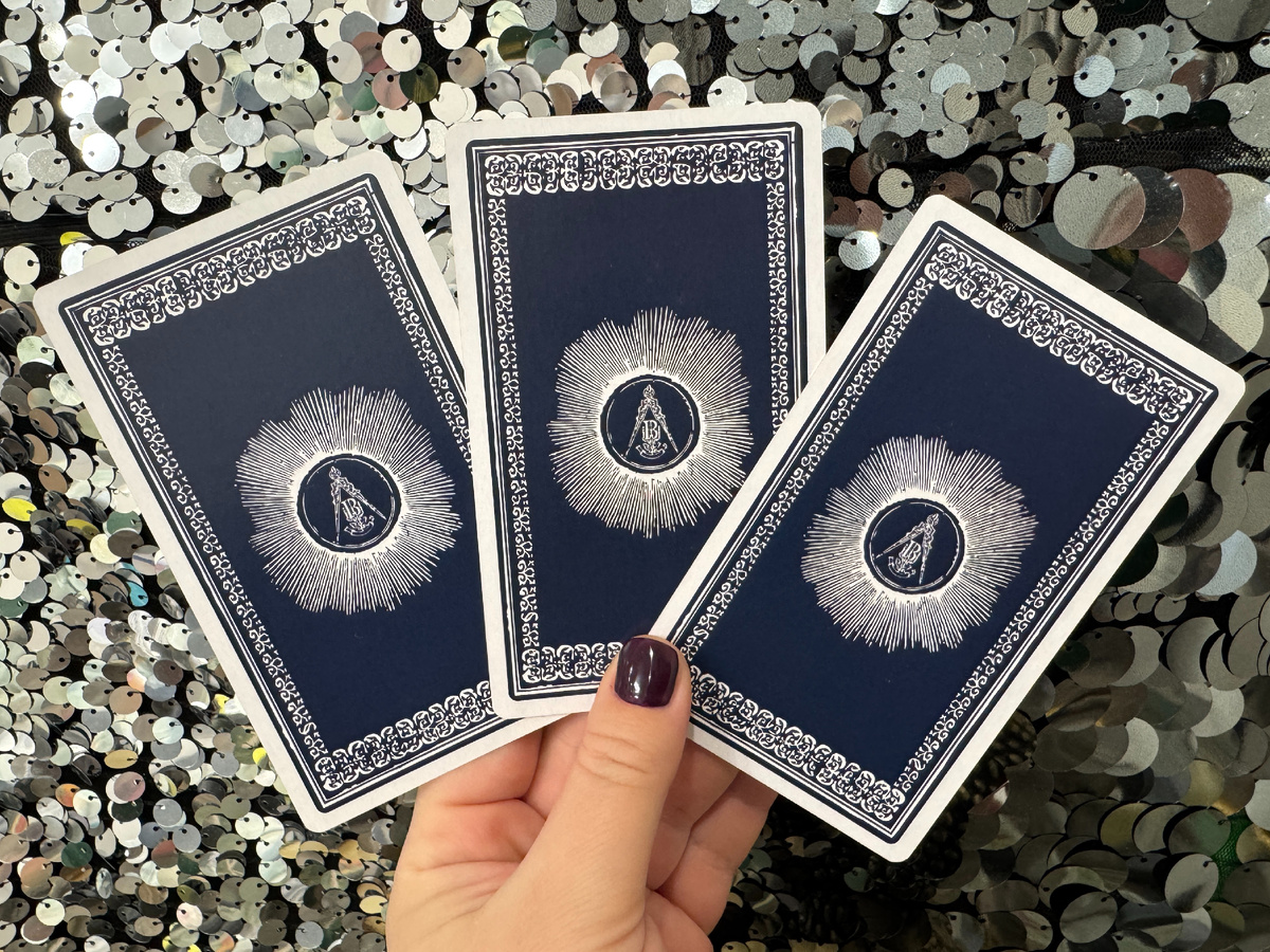 Таролог Маша Эвэнс