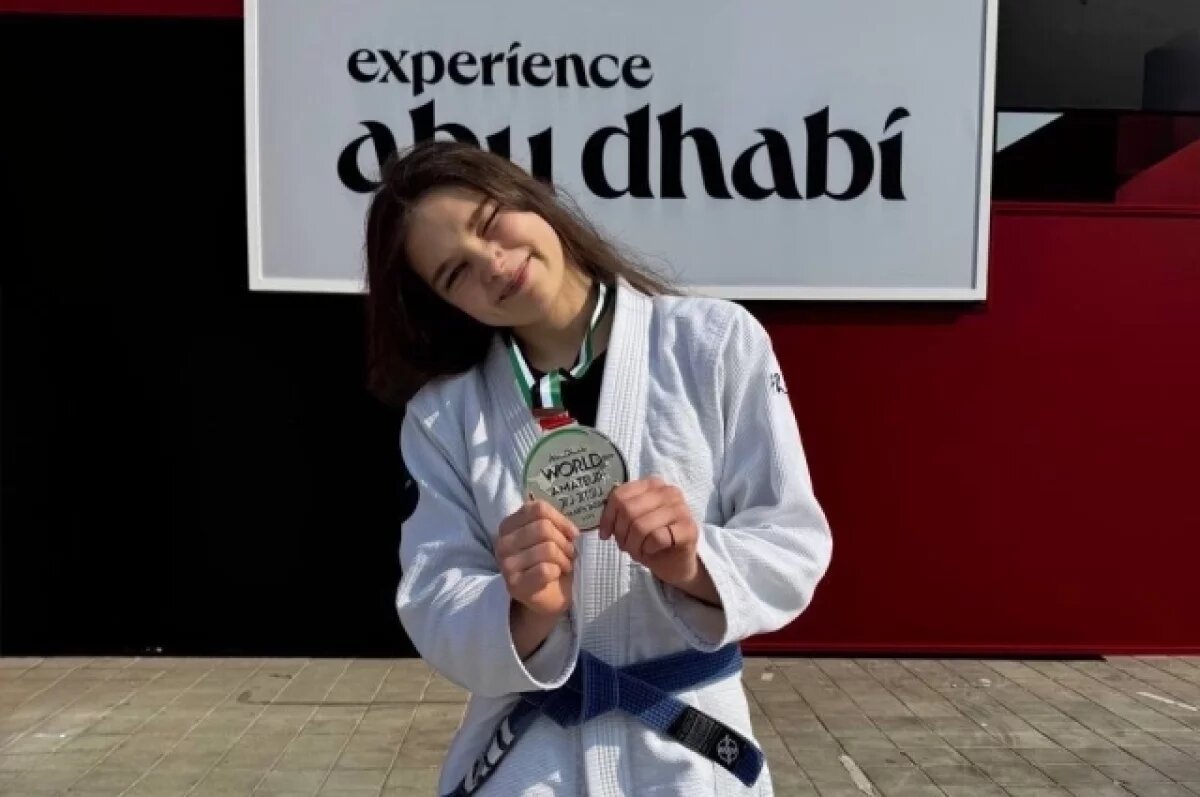    Новосибирская спортсменка взяла серебро на ЧМ по бразильскому джиу-джитсу