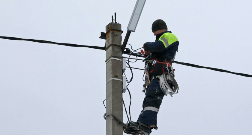    В Вологодской области восстанавливают электроснабжение 19 деревень