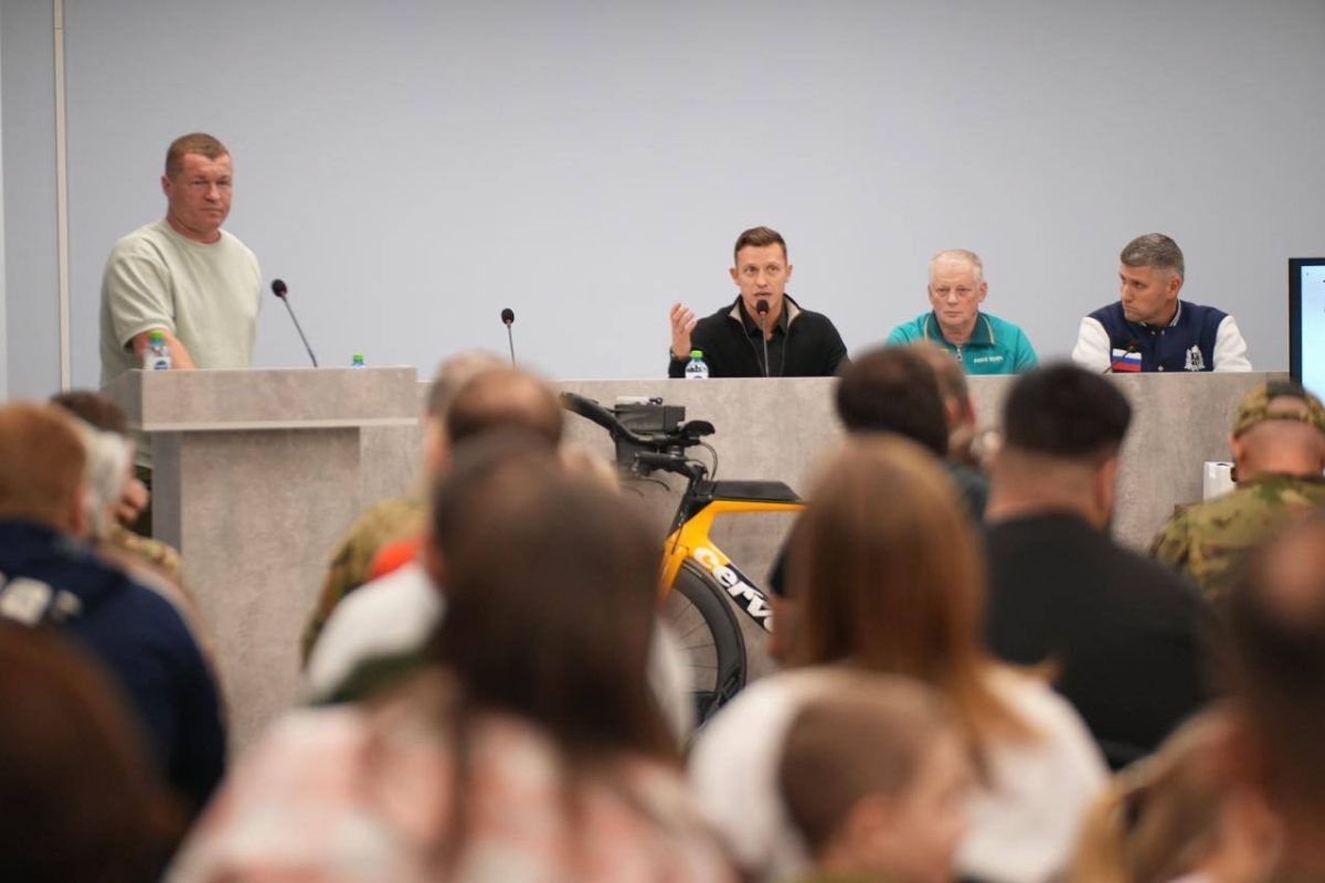    На семинаре в центре «Парус» обсудили участие ветеранов СВО в триатлоне