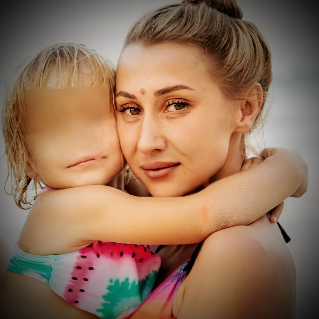 Эрика Владыко с дочкой