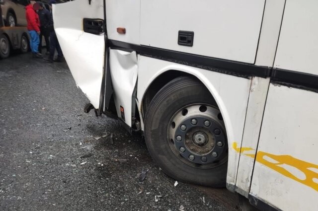    Удар пришёлся в левую часть автобуса Фото: СУ СК России по Челябинской области