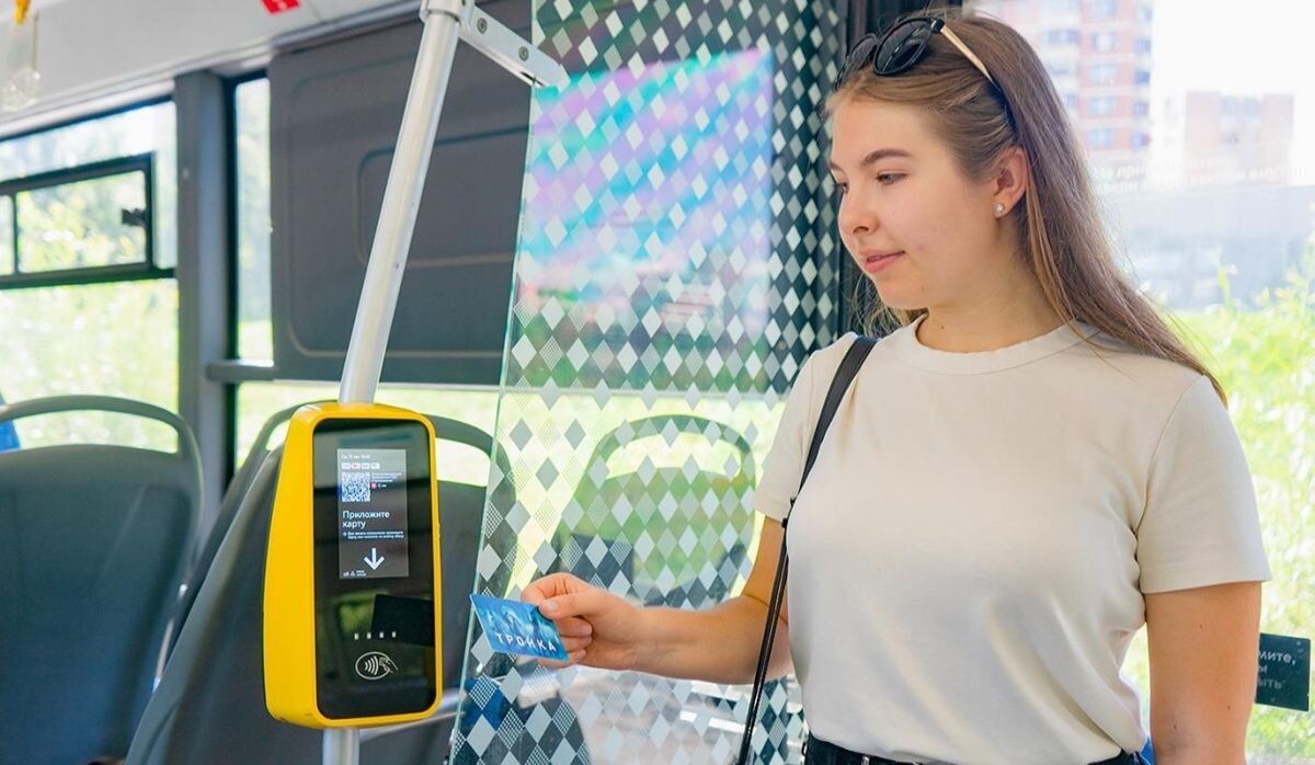     Оплата картой "Тройка". Источник: mos.ru Автор фото: Пресс-служба Мэрии Москвы