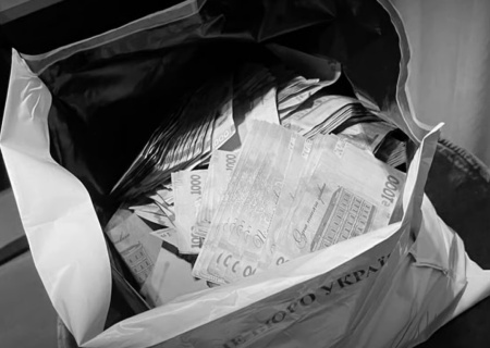    Украинские соросята требуют смещения Зеленского на фоне «Миндичгейта»