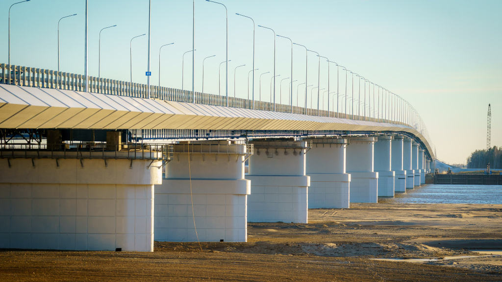    Югра получит 500 млн рублей на обустройство моста через Обь в районе Сургута