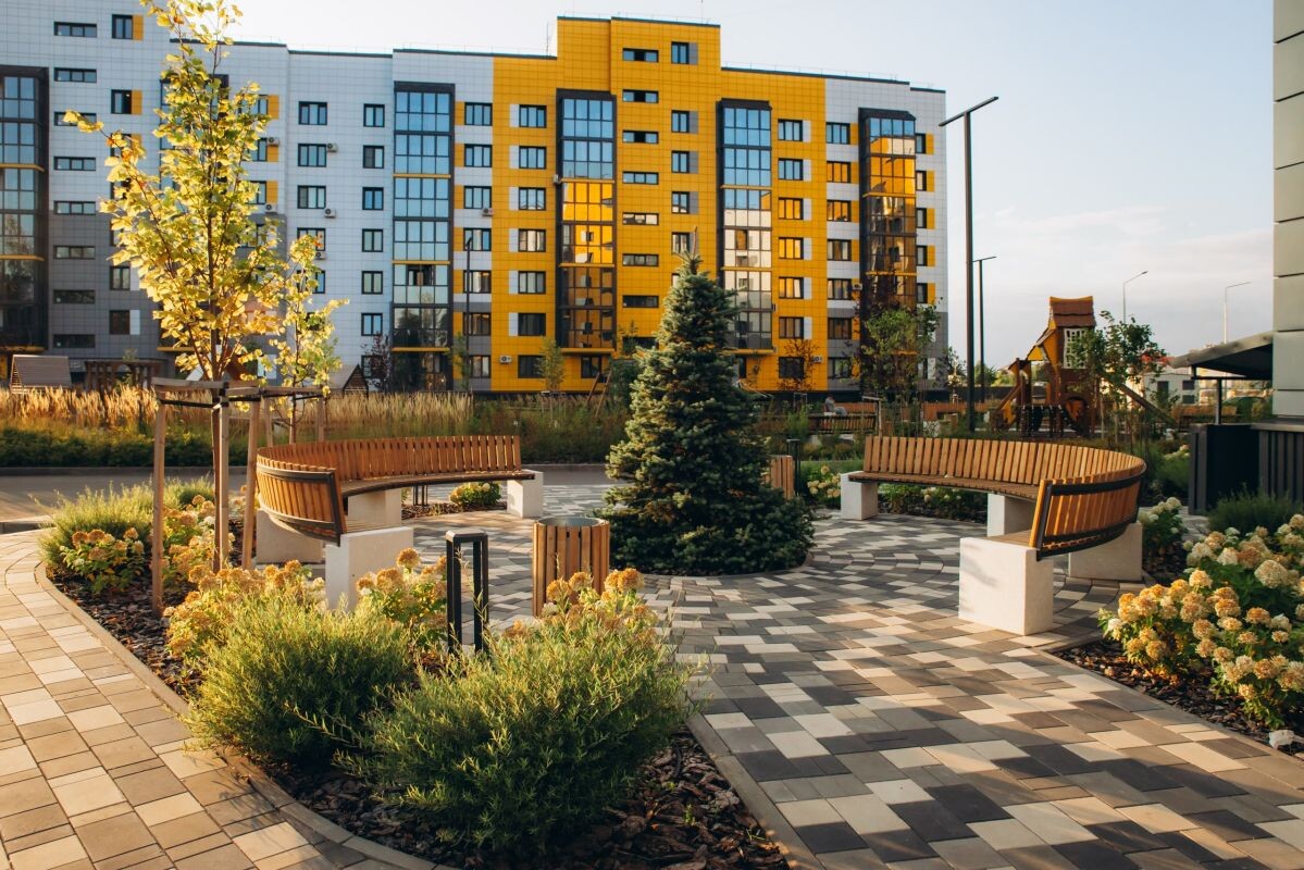 Пример благоустройства территории в ЖК «Счастье»
