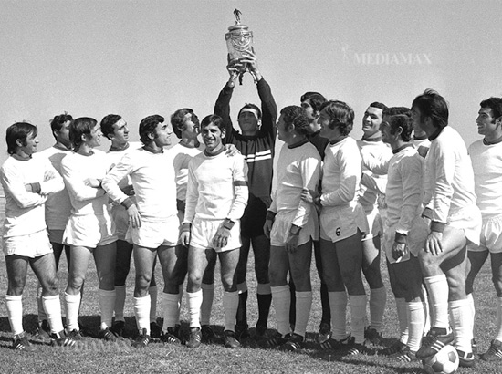 Арарат с трофеем Кубка СССР