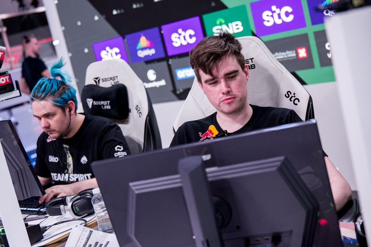 Источник: ESPORTS WORLD CUP