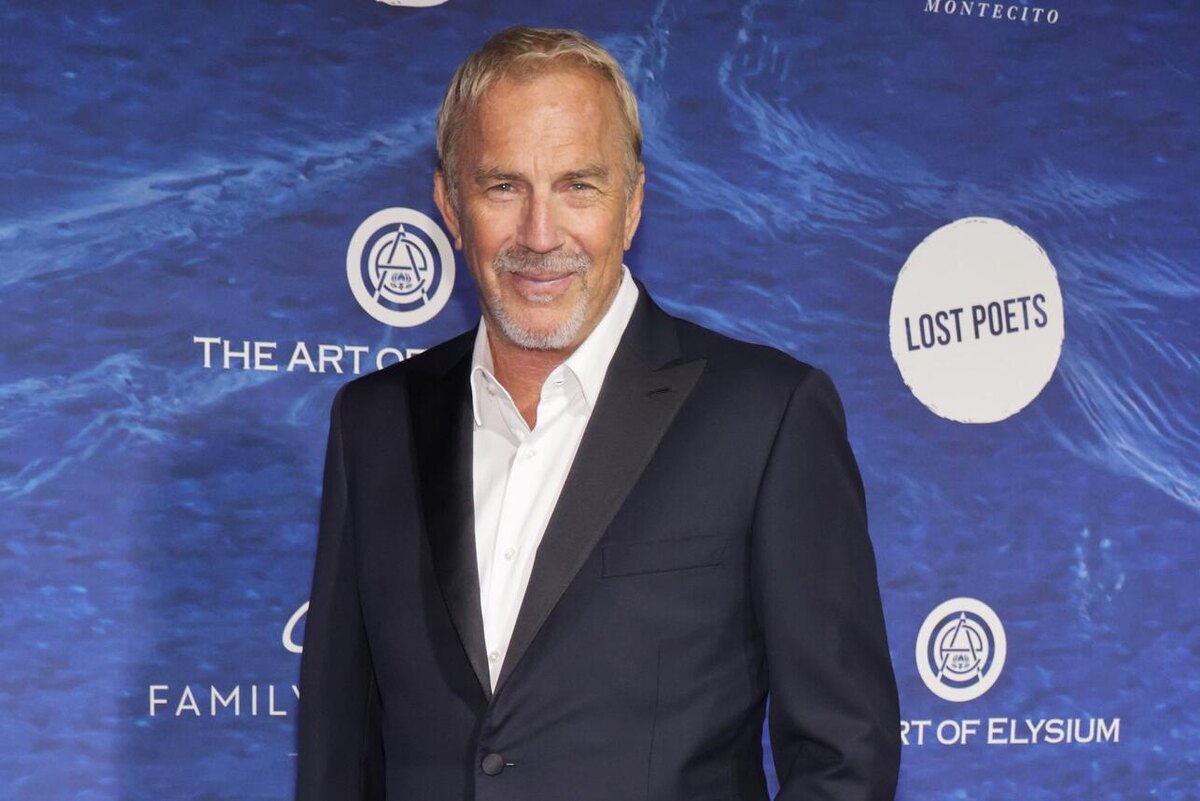    Кевин Костнер завел новую подружку LEGION-MEDIA