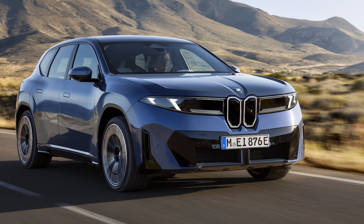 Новый BMW iX3 – ноздри-то стали меньше