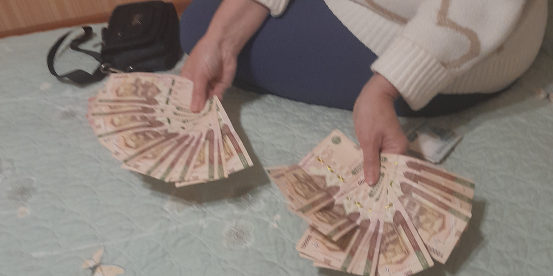 Узбекистан валюта. Курс, с чем ехать, где менять.