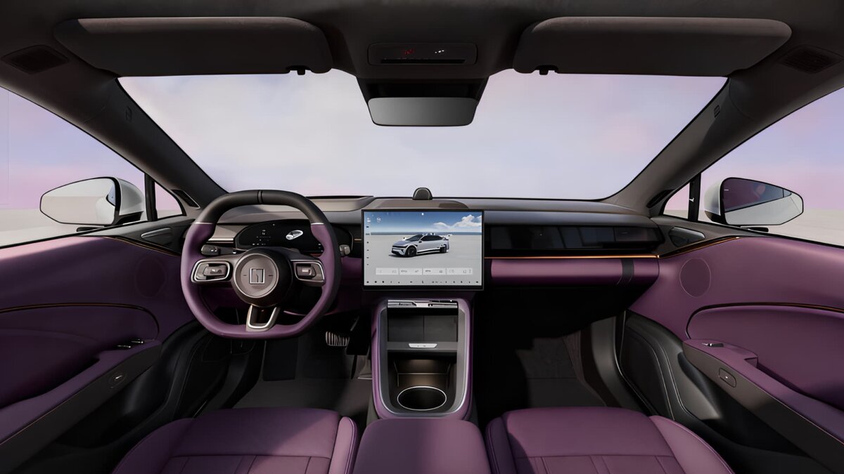    Черно-пурпурная отделка салона Zeekr 007 GT / Фото: CarNewsChina, бильд-редактор: Адэлина Мамедова