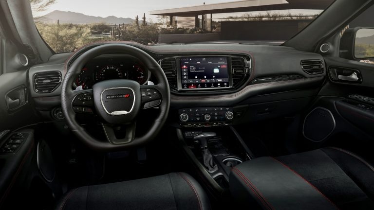 2026 Dodge Durango GT HEMI Blacktop Redline. (Dodge).