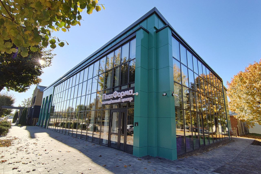 Листайте вправо, чтобы увидеть больше изображений