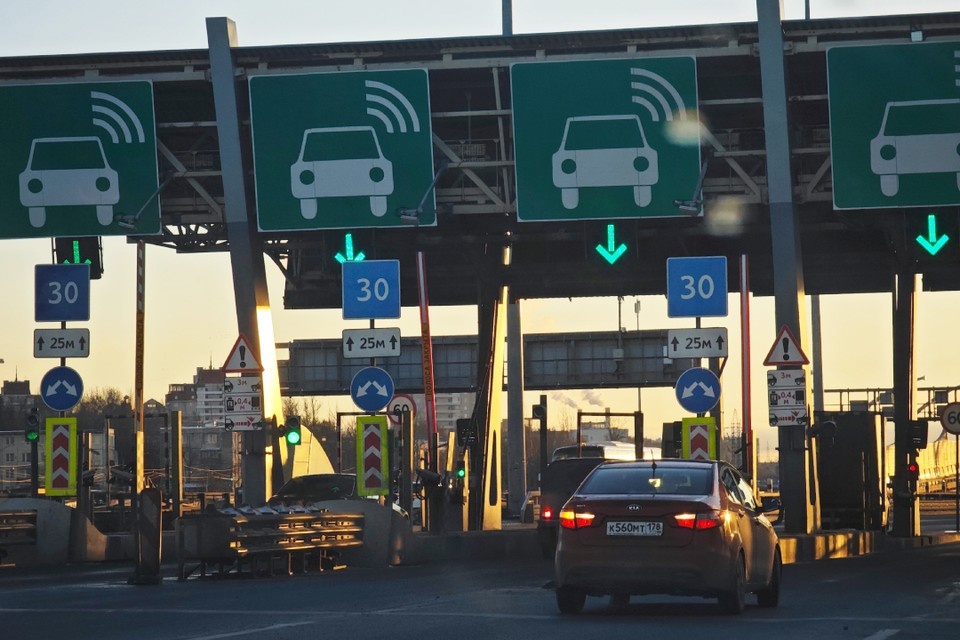    Второе кольцо вокруг Петербурга будет платным. Алексей БУЛАТОВ