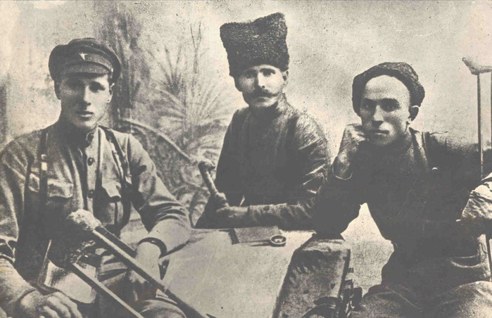 И.К. Бубенец, В.И. Чапаев. И.С. Кутяков в реальной жизни