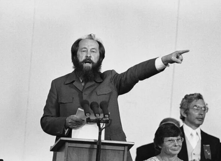 Солженицын "сказочный" стукач