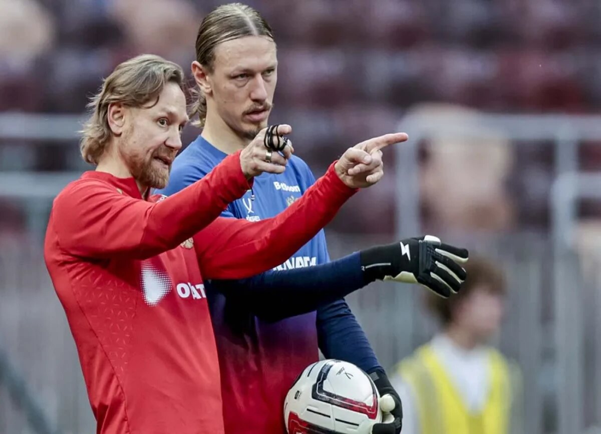     Во Франции об ошибке Сафонова в игре с Перу: его пребывание в сборной получилось скомканным