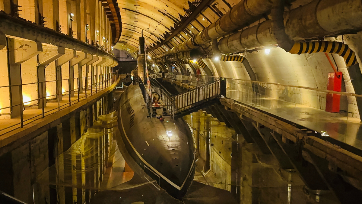 С-49 — подводная лодка.