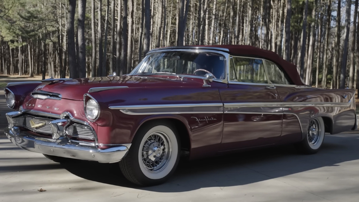 DeSoto Fireflite 1956