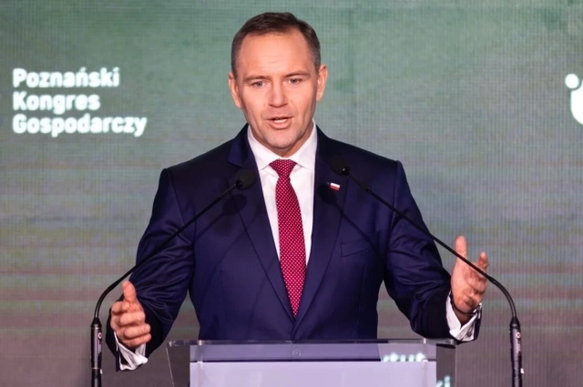    Навроцкий: Польша помогает украинским беженцам последний год