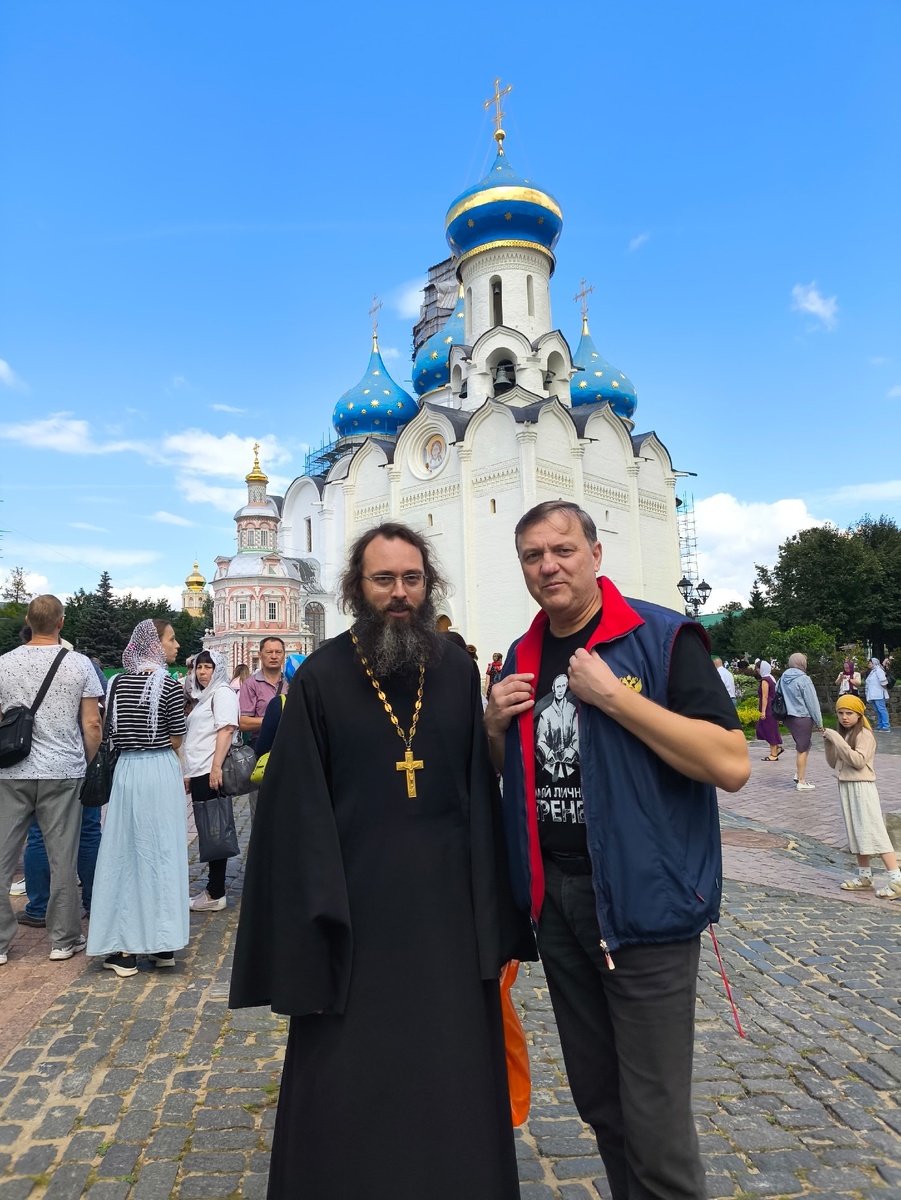 Мы с Дмитрием Исаенко в Свято-Троицкой Сергиевой Лавре
