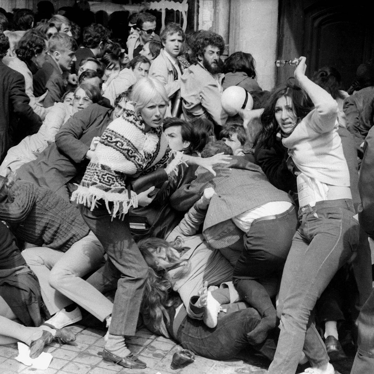 Протесты в Париже в 1968 году