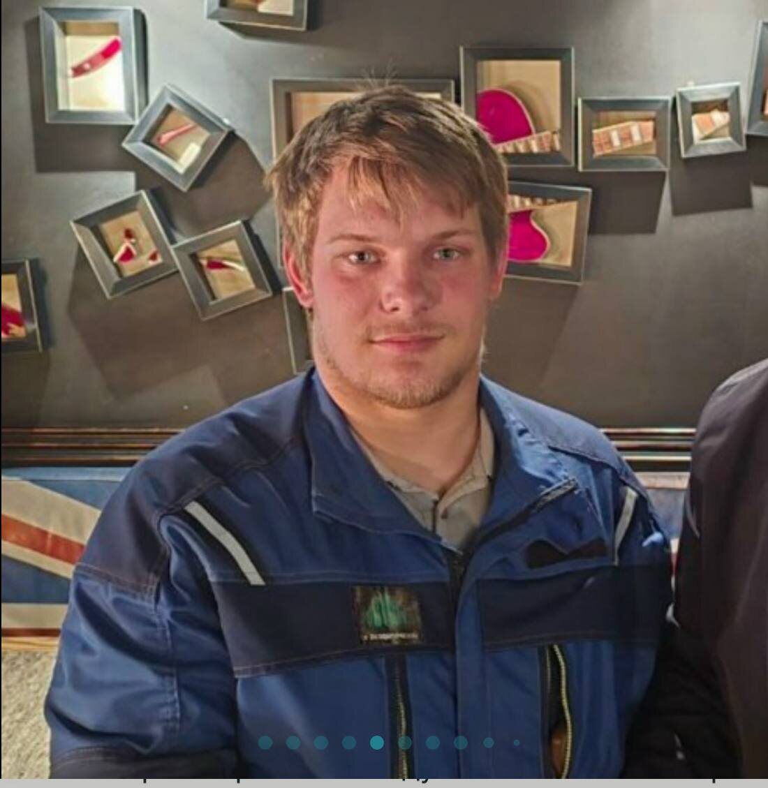 26-летний физик Сергей Перминов. Прочитала комментарий одного корреспондента, что он оказался непрофессионалом. Хочется сказать в защиту: "Да, профессионалом ему просто не дали стать!" 