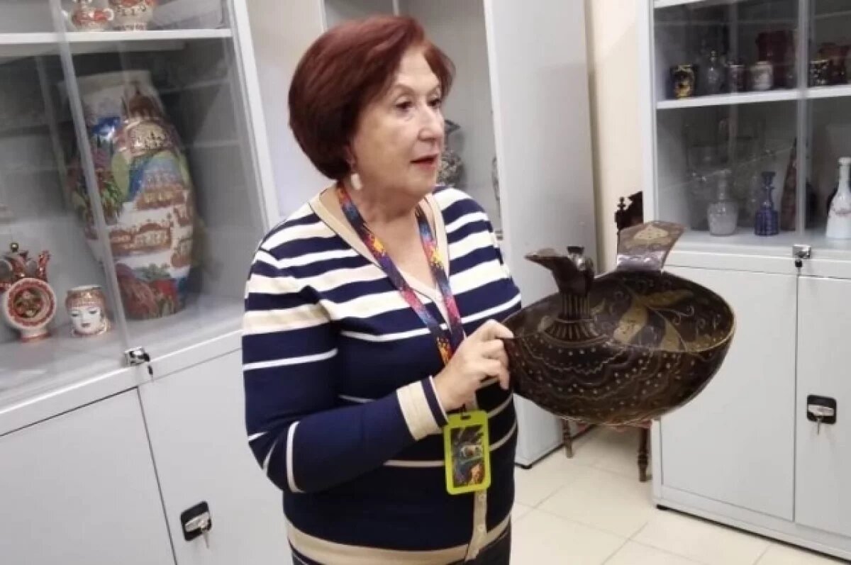    Вера Прокопьева: «Братину чаще всего делали в форме утки».