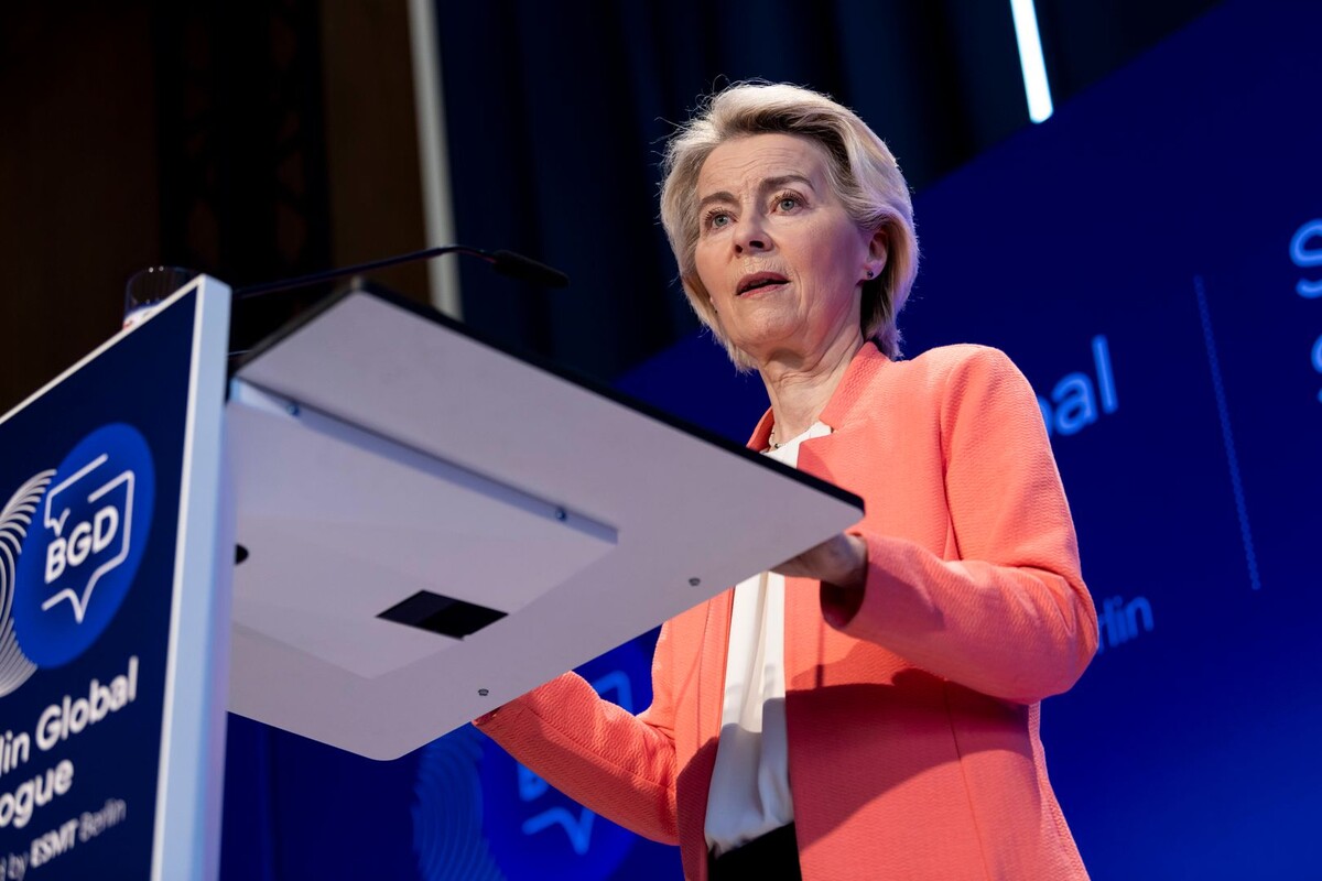    Глава Европейской комиссии Урсула фон дер Ляйен / Источник: © IMAGO/EVENTPRESS Jeremy Knowles/Global Look Press