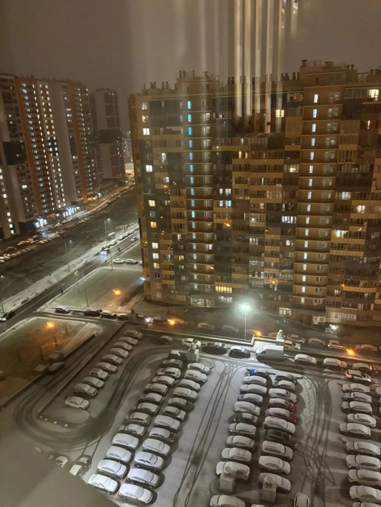    Снегопад хорошо виден из многоэтажек