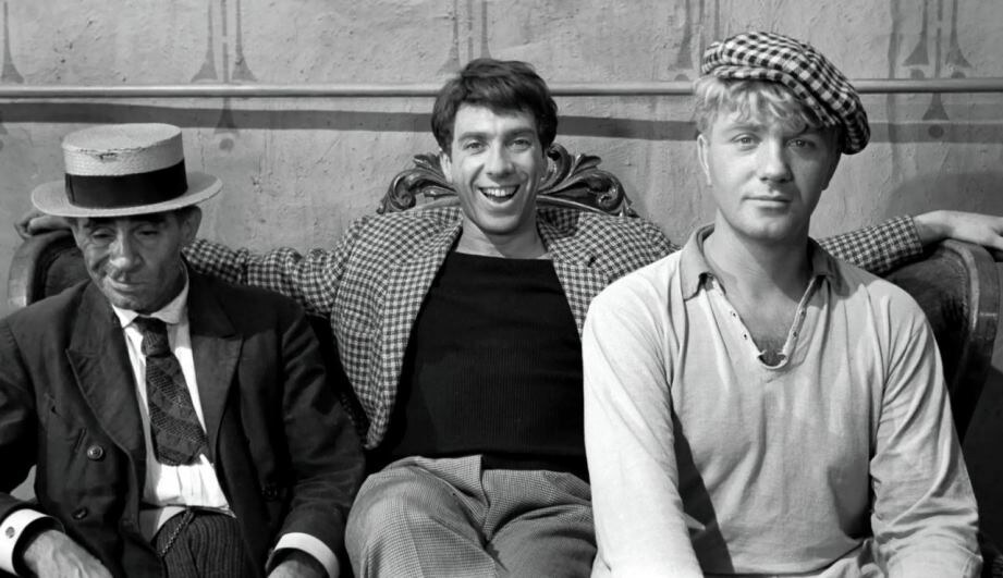 "Золотой телёнок" (1968).