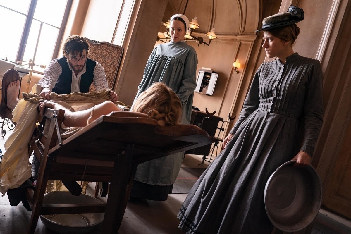 Кадр  из фильма "Земмельвейс"