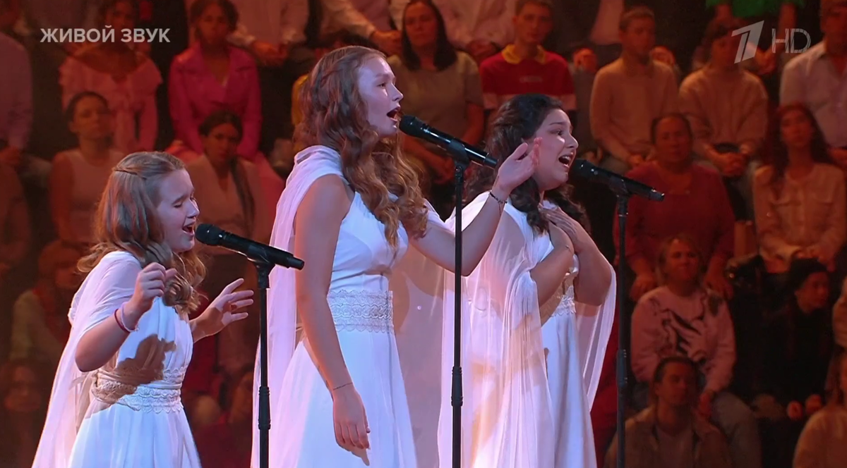 Малика Зейналова, Милана Ананко, Дарья Ваганова.