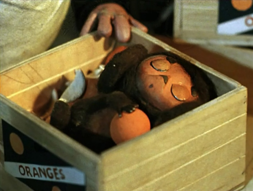    Кадр из м/ф "Чебурашка" (1969). Режиссёр Роман Кочанов, "Мосфильм"