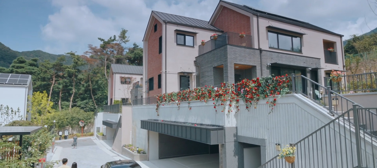 Выигранный в лотерею дом за пять миллионов долларов в престижном коттеджном поселке