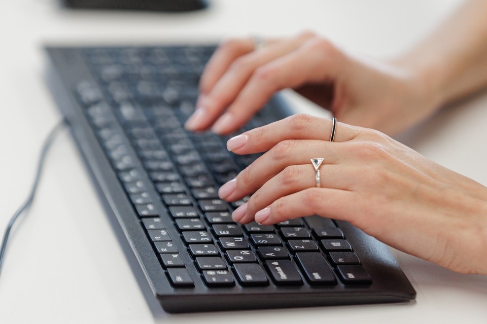    В России расширили список доступных при ограничениях связи сервисов: какие сайты в него вошли Валерий ЗВОНАРЕВ