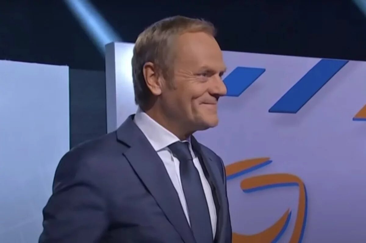    Туск: Украина проиграет в конфликте из-за коррупционного скандала