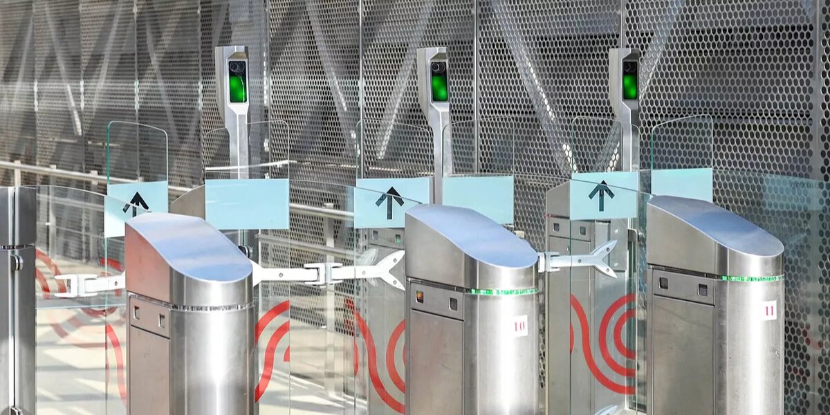    Оплата лицом обернулась кошмаром что делать если списали чужие деньги в метро