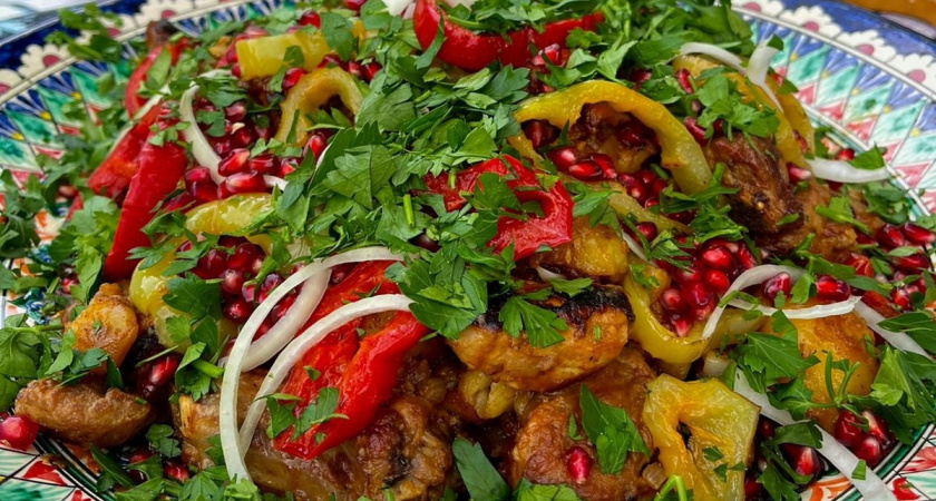    Вместо "Сельди под шубой": на Новый год-2026 приготовьте салат "Король" - станете фаворитом Красной Огненной Лошади