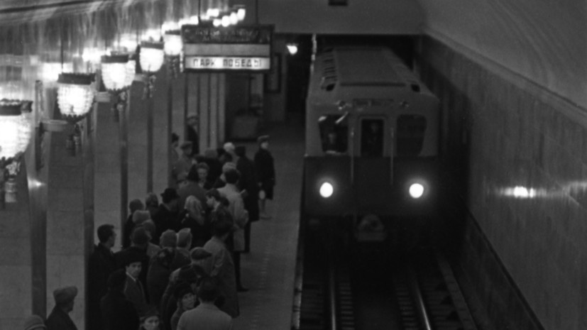     «Без метрополитена трудно представить современный, растущий Петербург. Это не только важнейший элемент городской транспортной инфраструктуры, но и уникальное инженерно-техническое и архитектурное сооружение», — оценил значение Петербургского метрополитена президент РФ Владимир Путин РИА Новости Борис Манушин