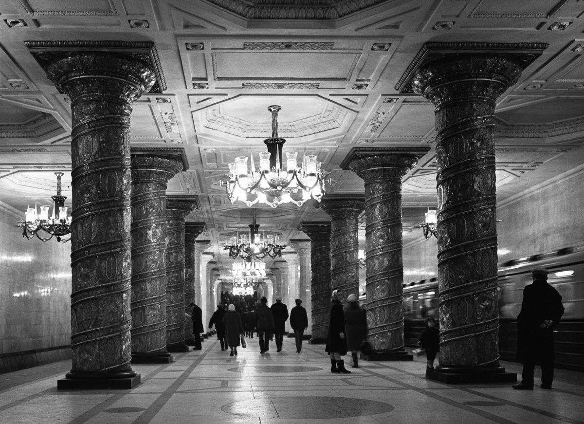    21 января 1941 года нарком Лазарь Каганович подписал приказ «О создании Строительства №5 НКПС». Им предписывалось реализовать идею появления в городе метрополитена. Первым начальником ленинградского метростроя стал Иван Зубков / Legion-Media / Максим Блохин/ТАСС