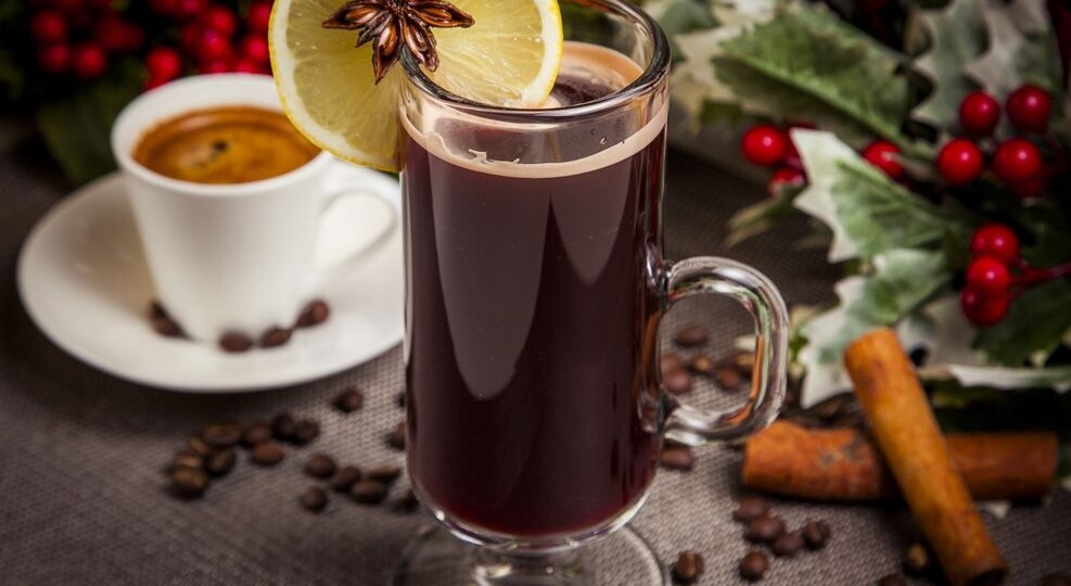 Кофейный глинтвейн: уютный напиток для долгих вечеров
