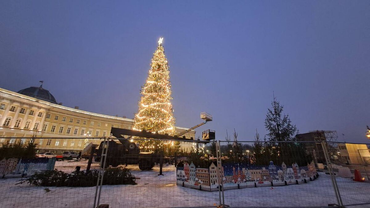    Дворцовая площадь. Архивное фото: abn.agency