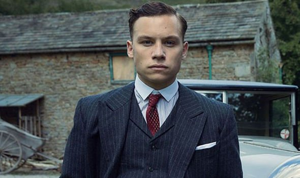 Путь к успеху Финна Коула. Как живет актер?