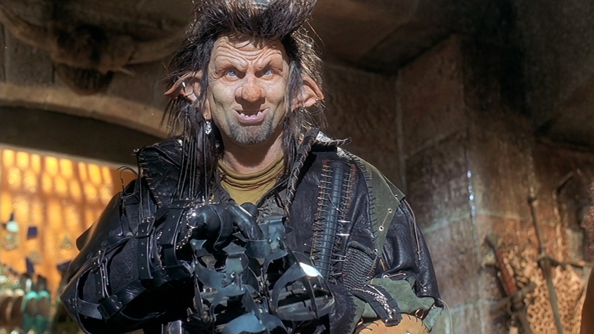 Король троллей Шутник (да, гриммировка почти как у Георгия Милляра в образе Бабы Яги). Материалы сайта https://ru.kinorium.com