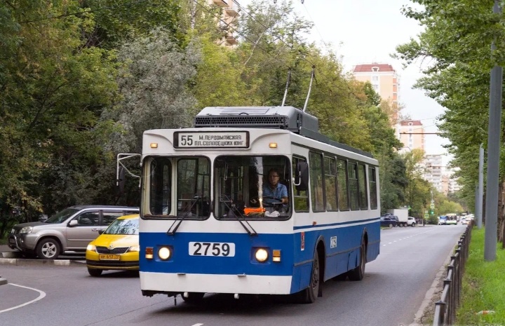 ЗиУ 682ГМ1 2759