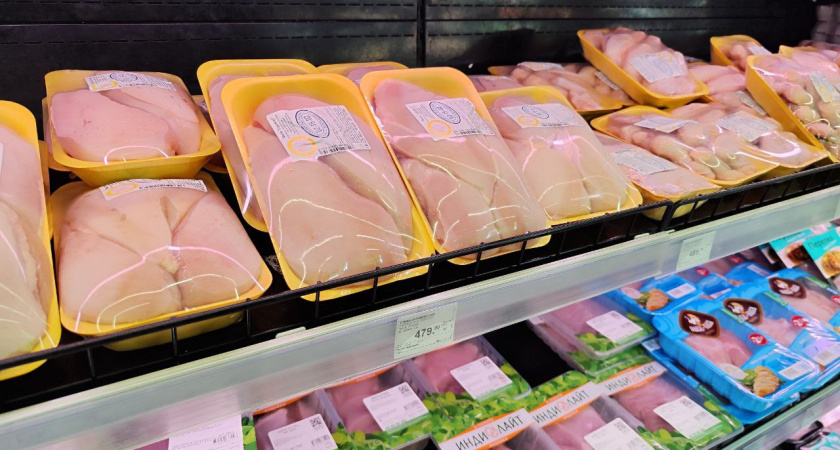    Смело берите, там чистое мясо без химии и воды: в Роскачестве назвали качественные марки куриного филе