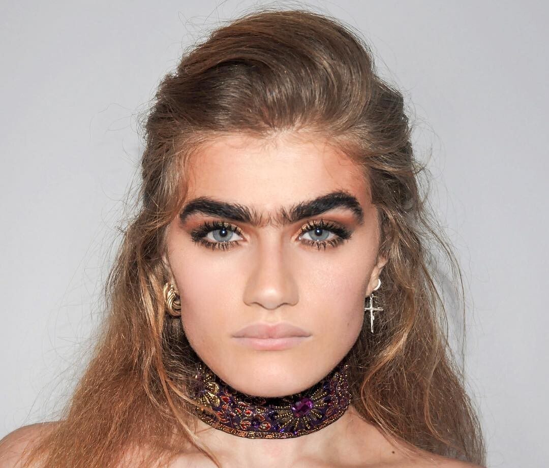 Каре Делевинь