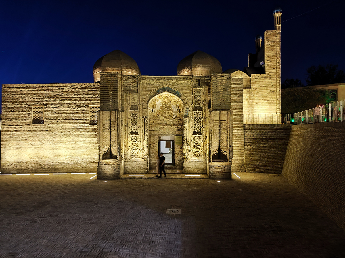 Вечерняя Бухара